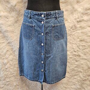 Vintage Tommy Hilfiger Y2K Women's Blue Buttons Up Denim Skirt Size 6
